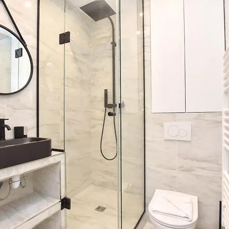 Appartamento Renovated 2bd In Parc Belleville *